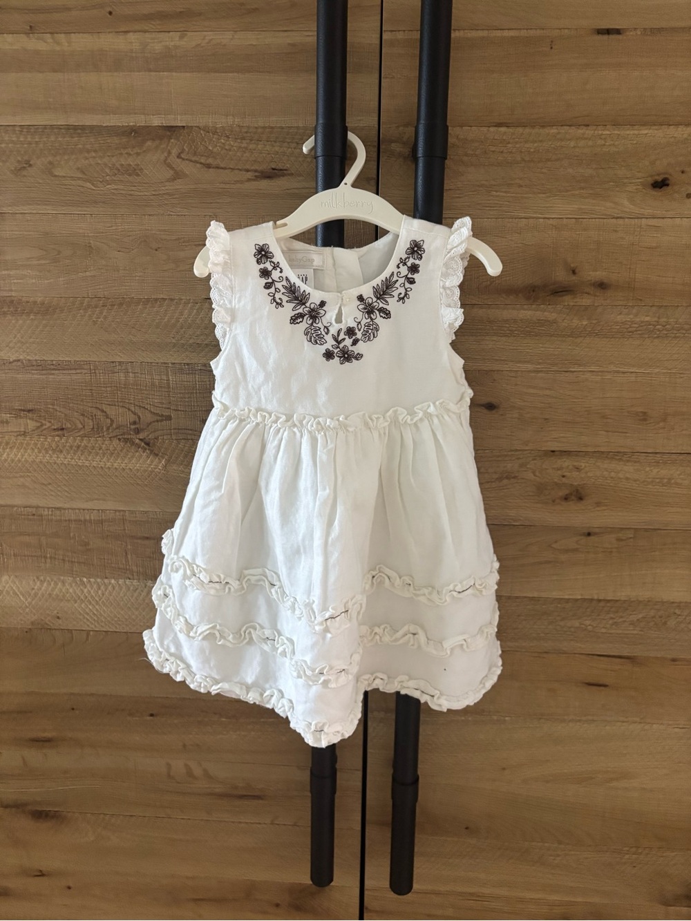 Baby Gap White Embroidered Tiered Ruffle Dress Baby Girls 6-12 Months Sleeveless